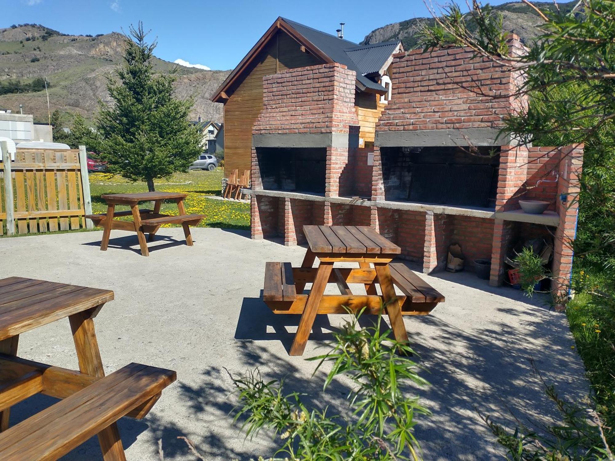 Cabanas Austral El Chalten Εξωτερικό φωτογραφία